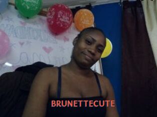 BRUNETTECUTE