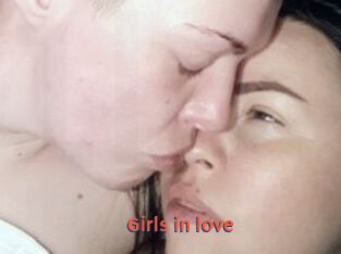 Girls_in_love
