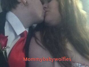 Mommybabywolfies
